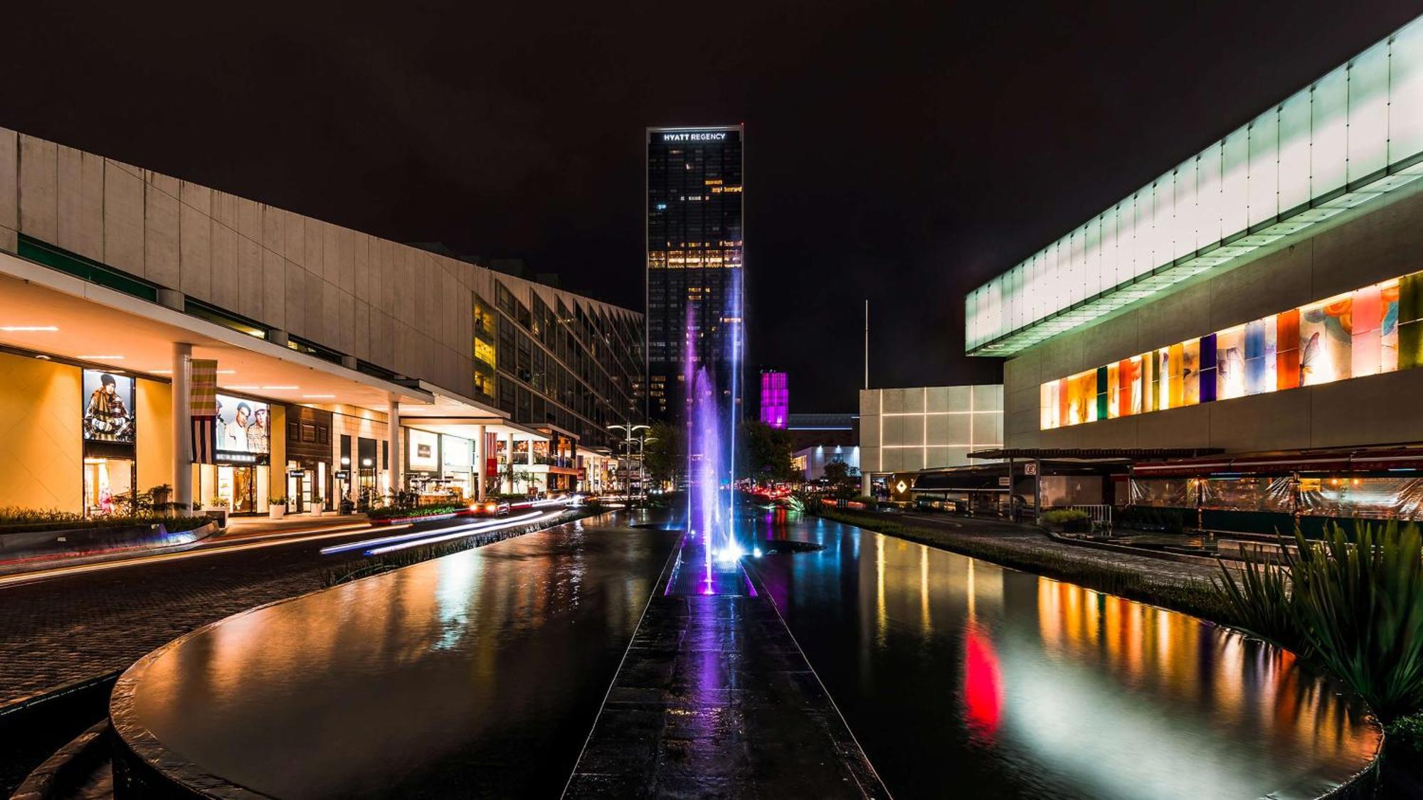 Hyatt Regency Andares Guadalajara Hotel Zapopan Exterior foto Fountains at night